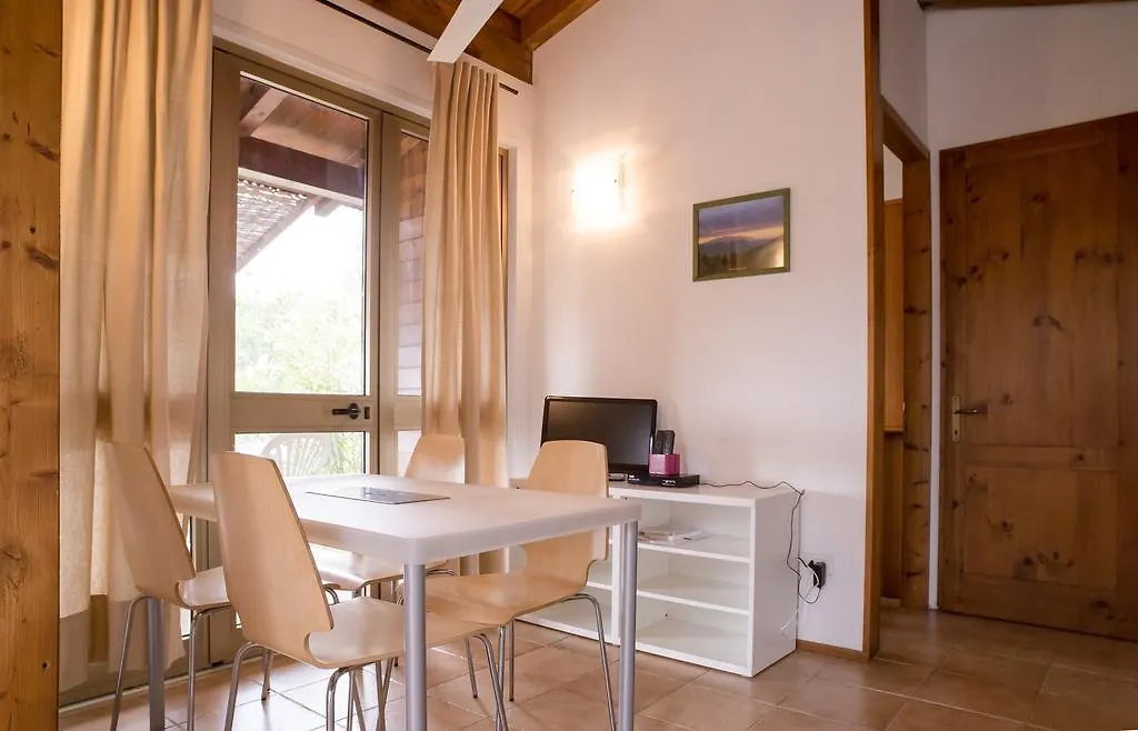 Camping Blucamp Natural Village Campiglia Marittima Italie